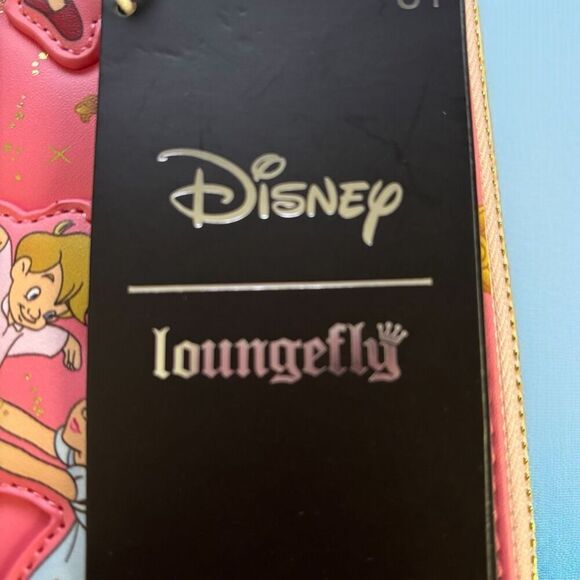 Disney Loungefly Peter Pan You Can Fly 70th Anniversary Zip Around Wallet NWT - Picture 5 of 5